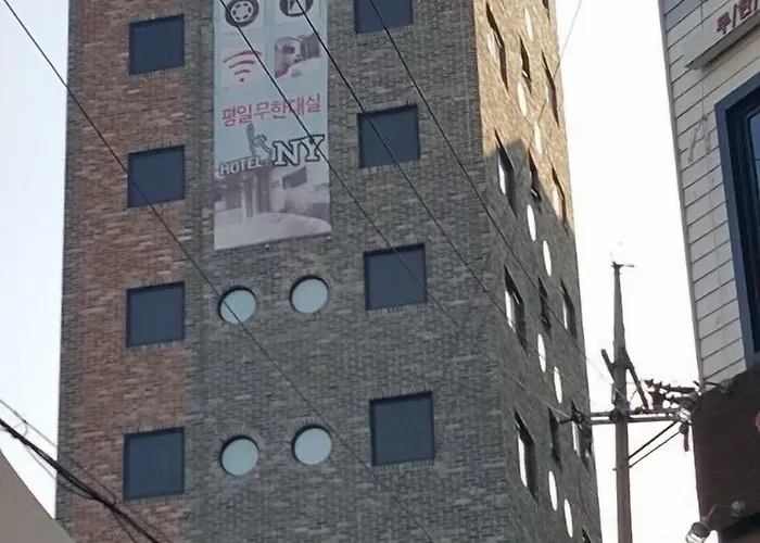 ホテル New York 2*